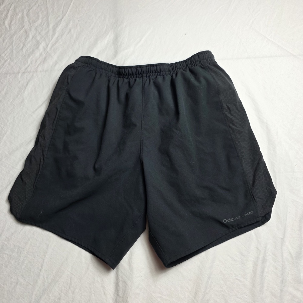 Outdoor Voices Men's Shorts Solid with zippered back pocket small liner